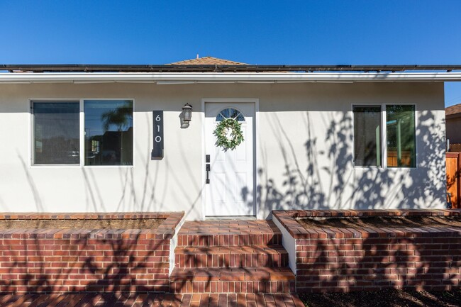 Fully Remodeled 3 Bedroom in Escondido! - Fully Remodeled 3 Bedroom in Escondido! House