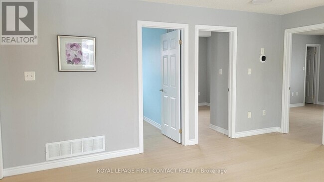 Photo - 82 Shalom Way