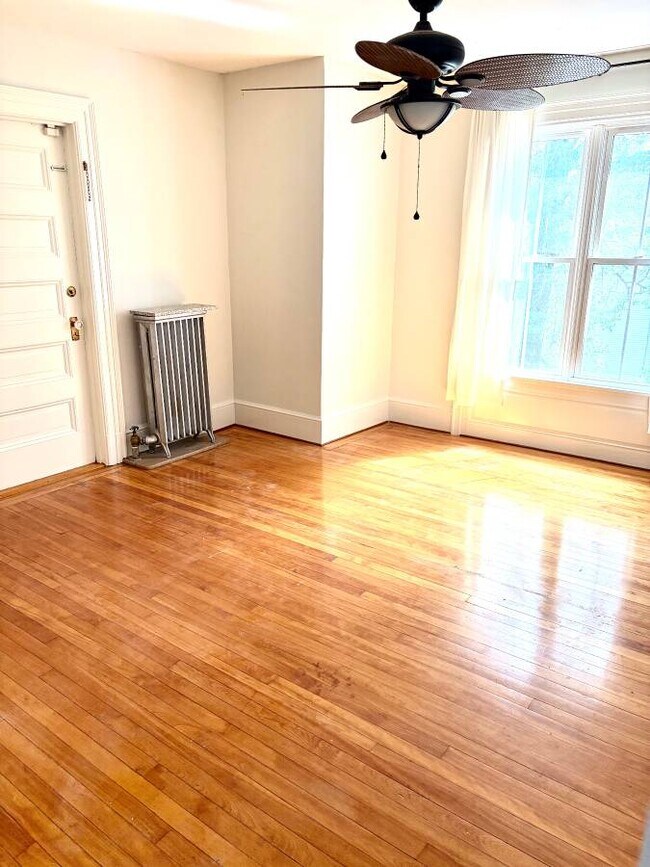 105 Burncoat St Unidad 3+ bedroom apartament