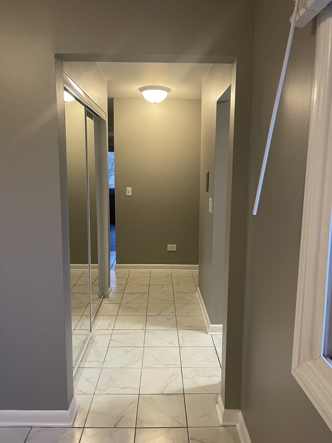 Photo - 810 E Shady Way