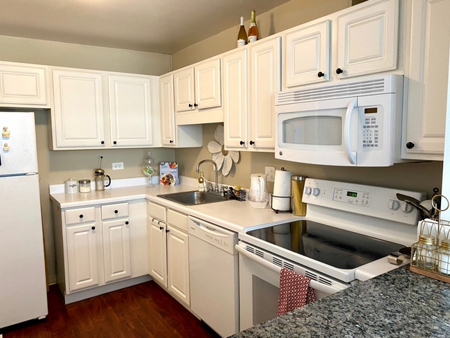 Photo - 211 E Ohio St Unit 1206