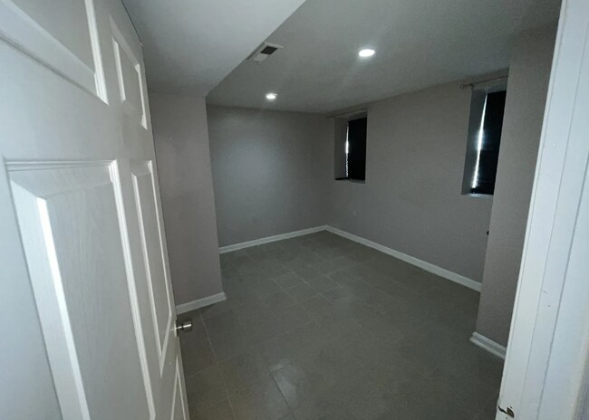 Photo - 431X Liberty Heights Ave Unidad 1