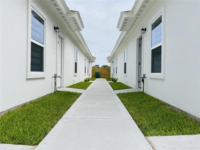 9 West Dr Unidad 1