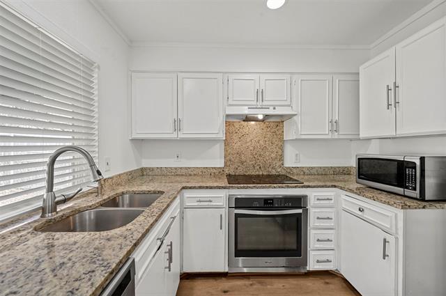 Photo - 2029 Greenwood Rd