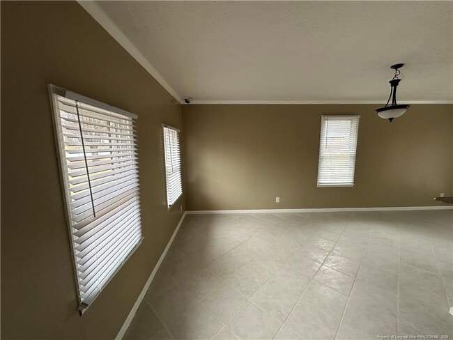 Photo - 1986 Christopher Way