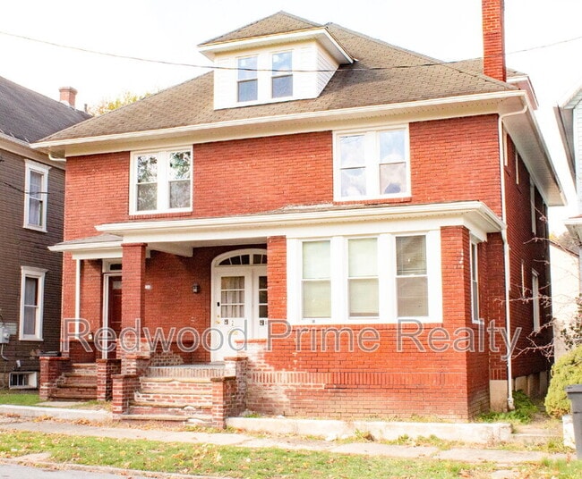 Photo - 631 Coleman Ave