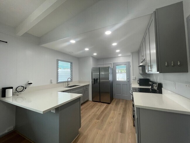 Photo - 45-537 Kiani Street - 1