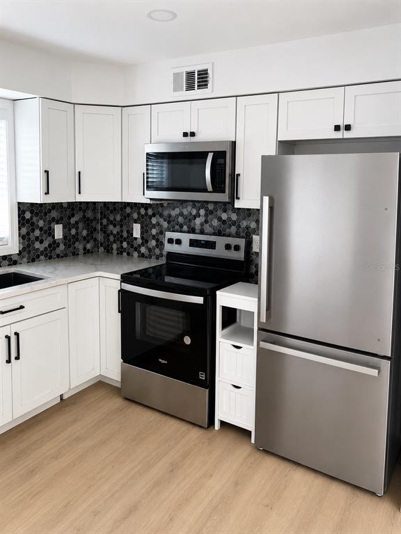 Photo - 4011 Helena St NE