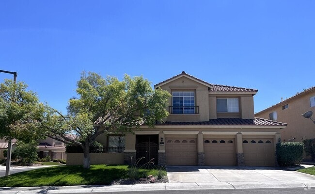 Building Photo - Summerlin 5 Bedroom with a Swimming Pool Rental