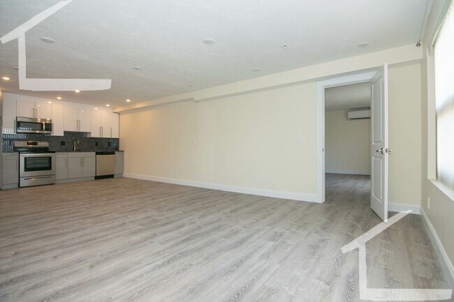 Photo - EXTREMELY MODERN 2 bed Stunner near BU for...