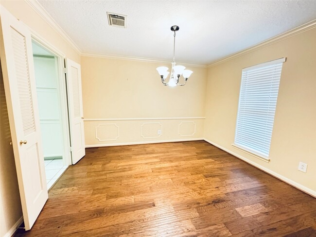 Photo - 13935 St Marys Ln
