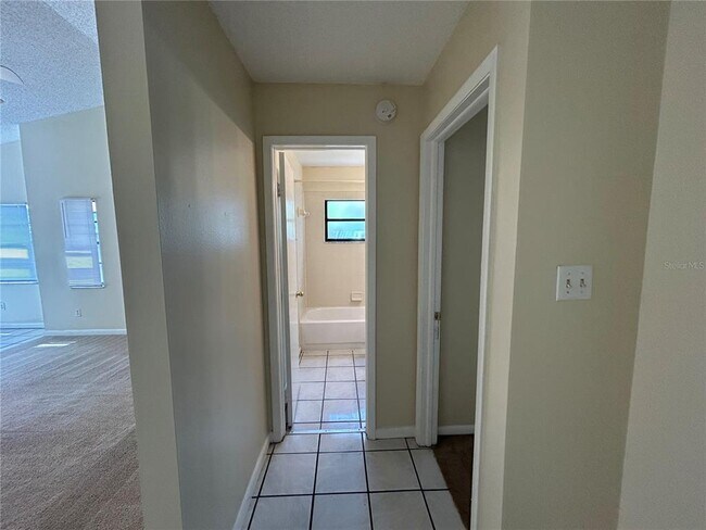 Photo - 1431 Tiverton Dr