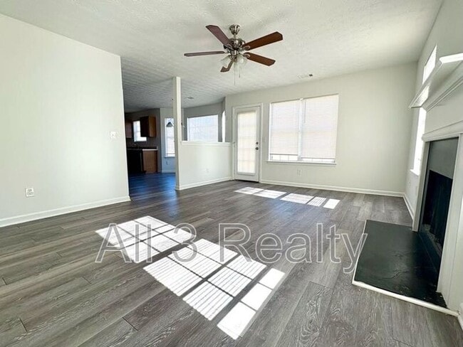 Photo - 1730 Bennett Dr