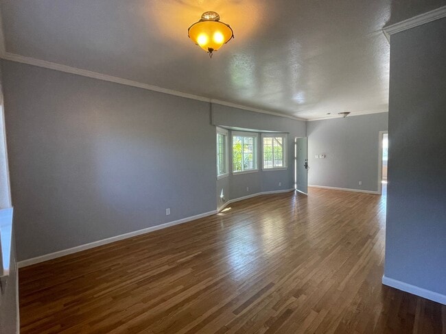 Photo - ~Berkeley School District~ Single Family Home - Huge Backyard!