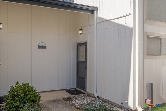 Photo - 1135 Parkview Dr Unidad C16