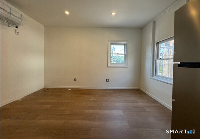Photo - 61 Field St Unit 303