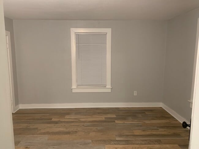 Bedroom 1 - 1845 King Ave