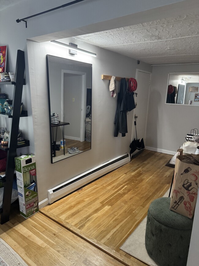 166 5th St Unit 3
