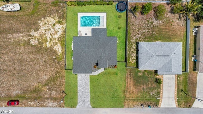 Photo - 405 NW 10th St