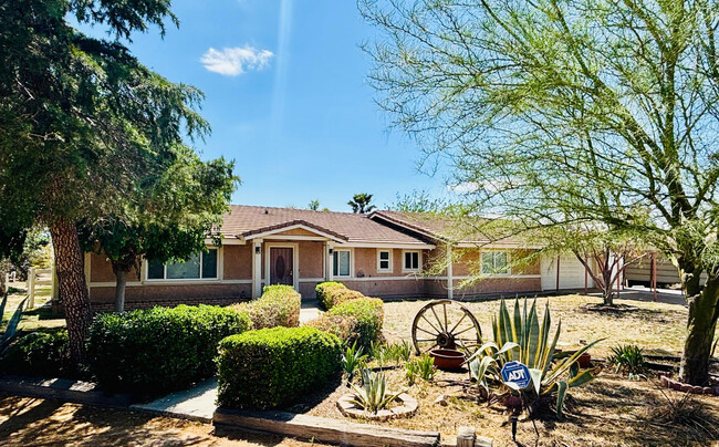 Photo - 41725 22nd St W Casa