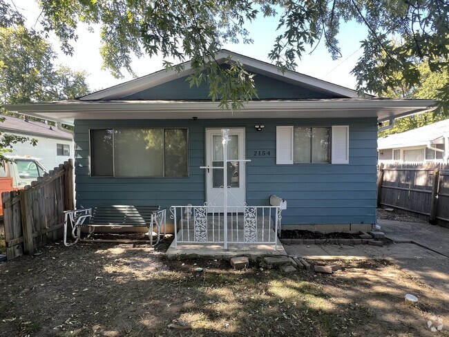 Building Photo - 2154 N Riley Ave Rental