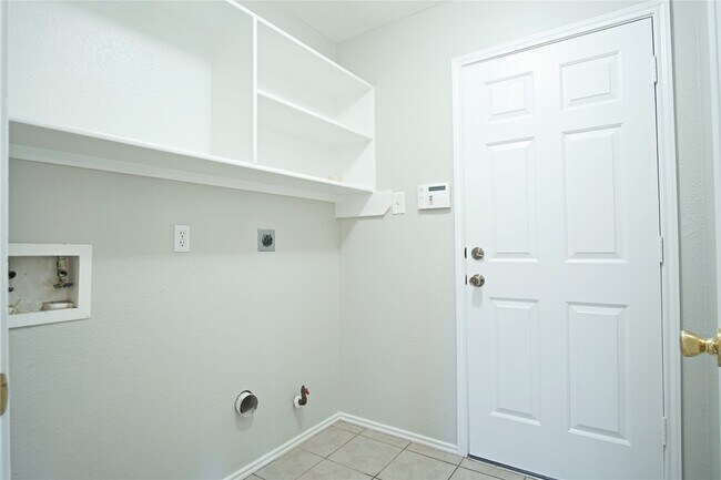 Photo - 9102 Reagan Meadow Ct