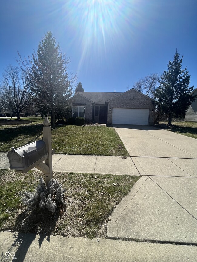 Photo - 8351 Brambleberry Dr House