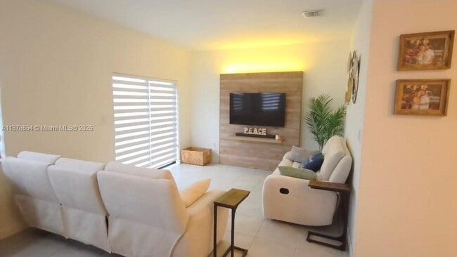 Photo - 23488 SW 129th Ave
