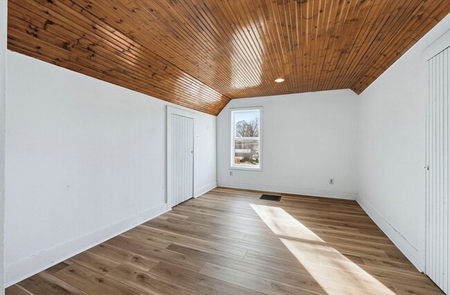 Photo - Newly Updated 3-Bedroom Home with Modern U...