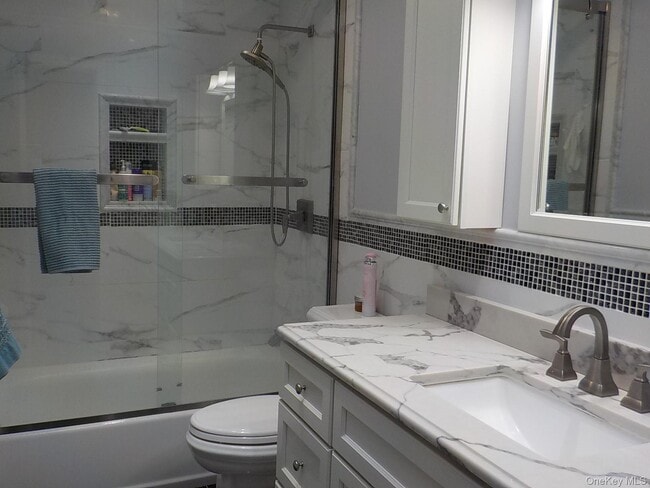 Photo - 12 Sycamore Ln