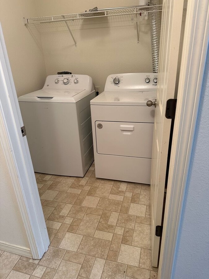 Photo - 2 Bedroom 2 bath Fox Pointe Condo/Apartment located Near Branson Hills Parkway in Branson, MO Unidad D