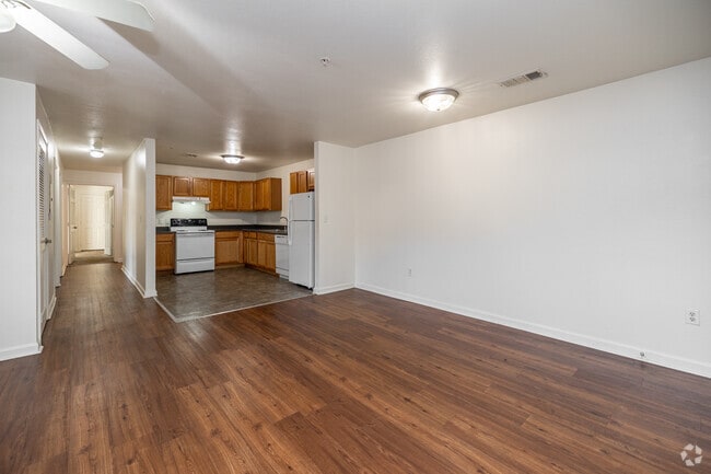 Interior Photo - Oak Crest Apartments