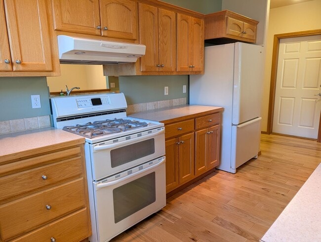 Photo - 2519 Stonebridge Way