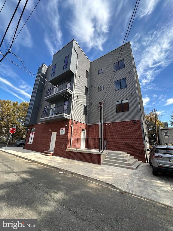 Building Photo - 914 W Susquehanna Ave Unit 4B Rental