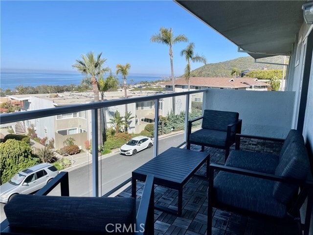 21703 Ocean Vista Dr Unidad 303