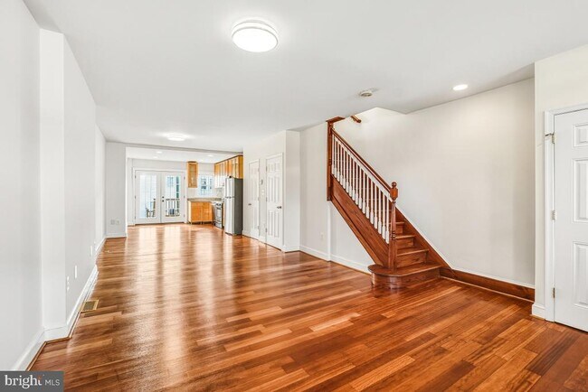 Photo - 1949 H St NE