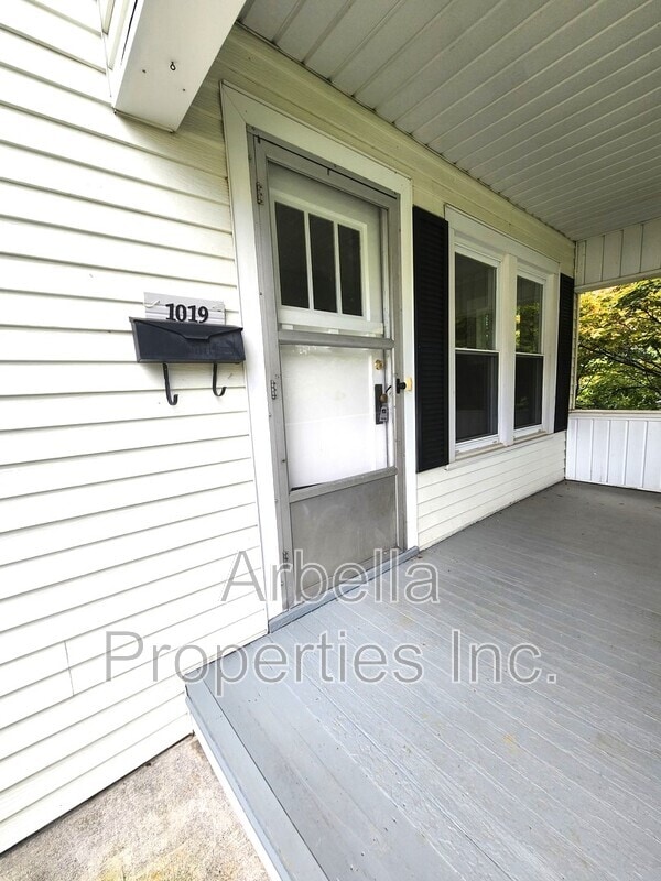 Photo - 1019 Florida Ave