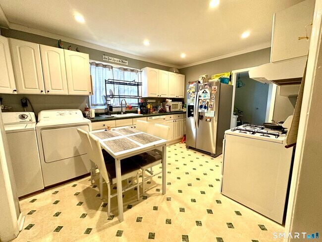 Photo - 39 Pierce St