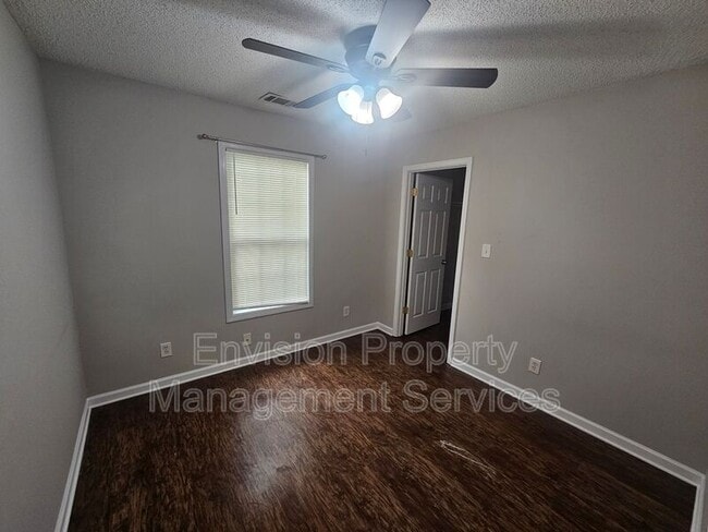 Photo - 1393 N Hampton Dr