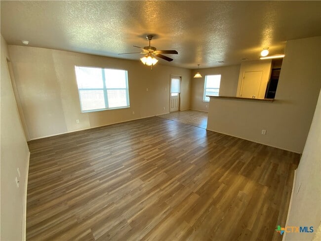 Photo - 2212 Bellmont