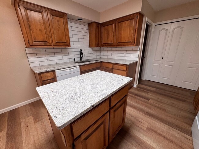 Photo - Spacious 2 Bedroom, 2 Bathroom, 2 Car Garage