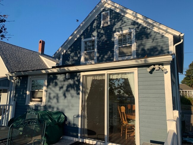 Photo - 70 New Shore Rd