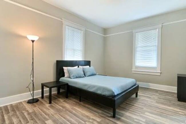 Photo - 1925 Unit 1925 E Gwinnett Street