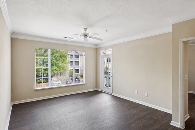 Lakeside Vista Apartments