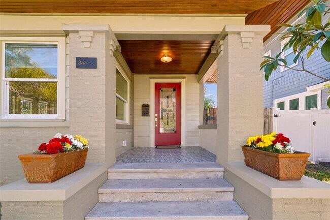 Photo - 344 21st Ave NE