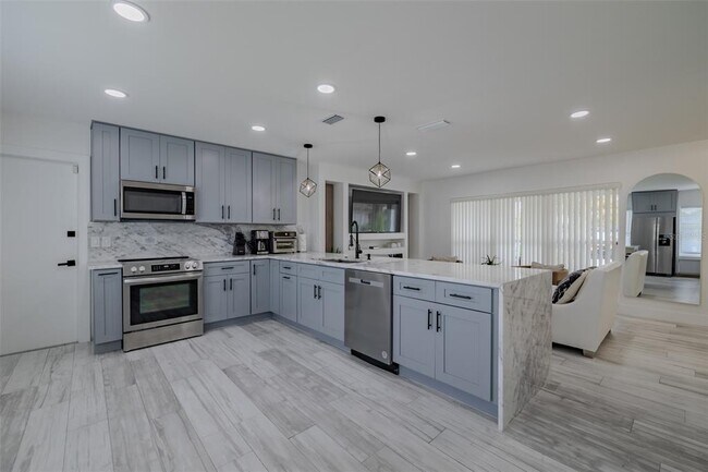 Photo - 23700 Lake Hills Dr