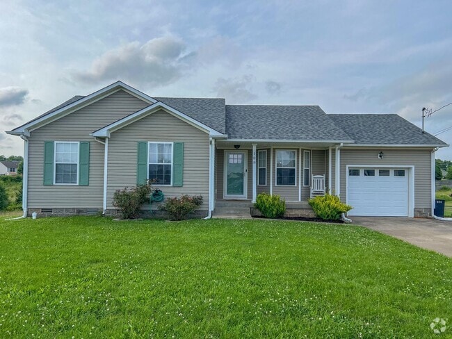 Building Photo - Single-Family Home in Oak Grove, KY--Large...