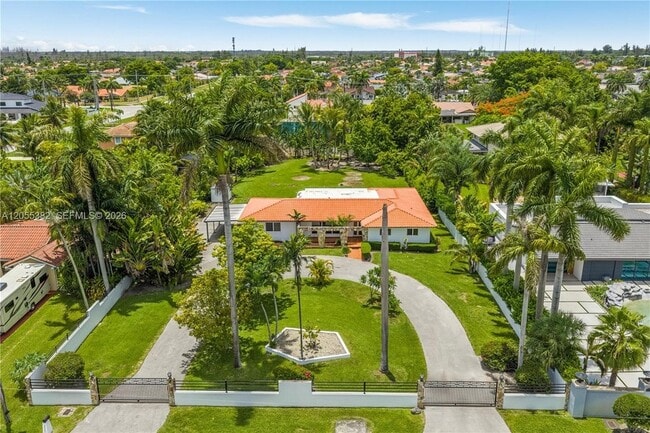 Photo - 220 NW 130th Ave