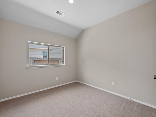 Photo - 2901 Yaupon Grove Ln