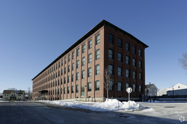 Photo - Woodbury Mills Apartments